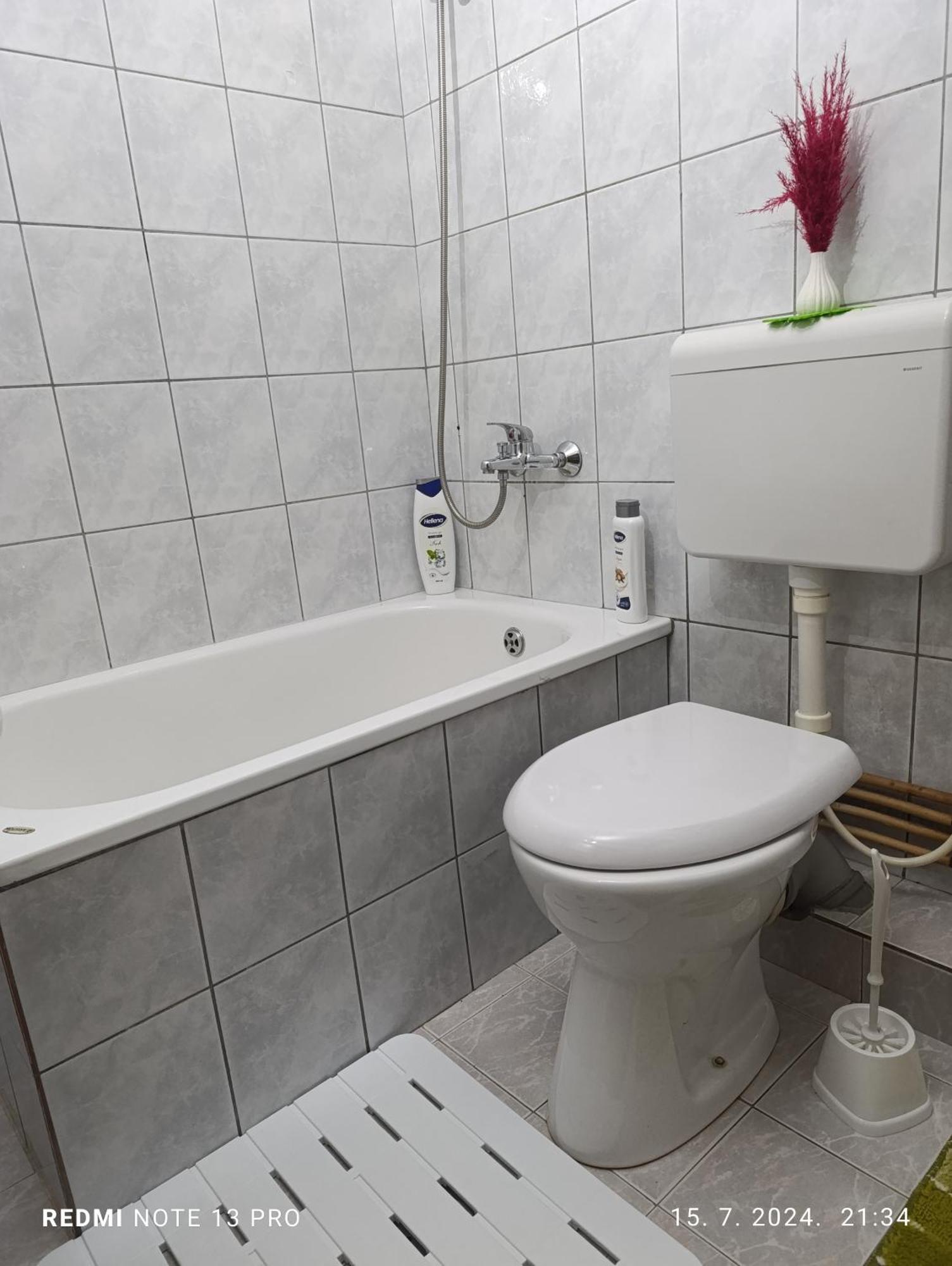 Apartment Safir - Free Parking Сараево Екстериор снимка