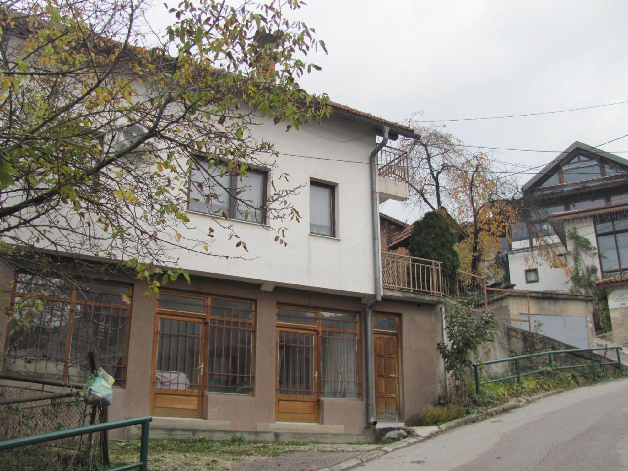 Apartment Safir - Free Parking Сараево Екстериор снимка